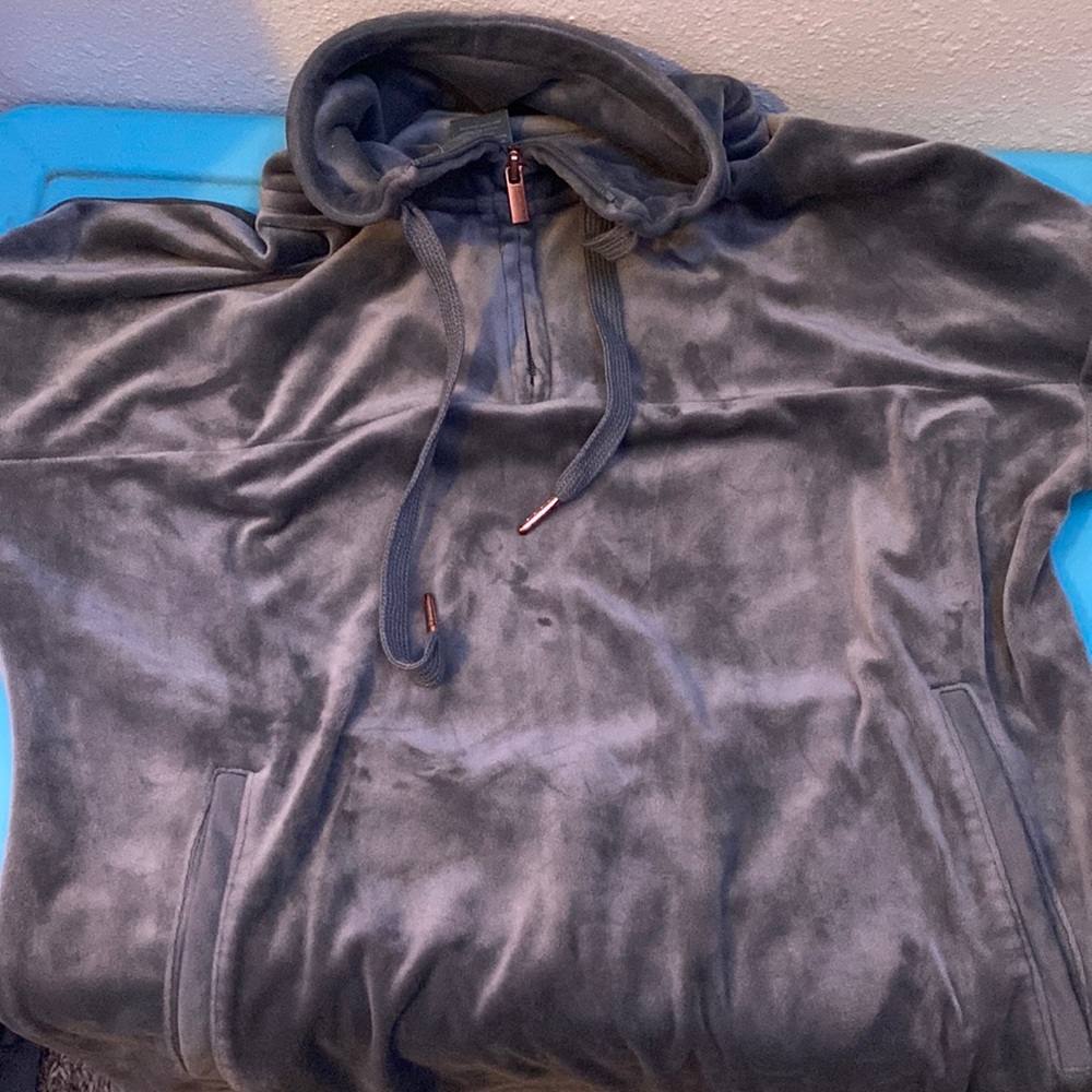 Champion xs sweatshirt- gray